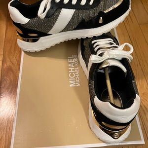 Michael Kors Monroe Trainer